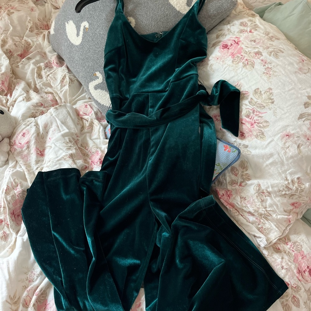Gianni Bini green Velvet Jumpsuit